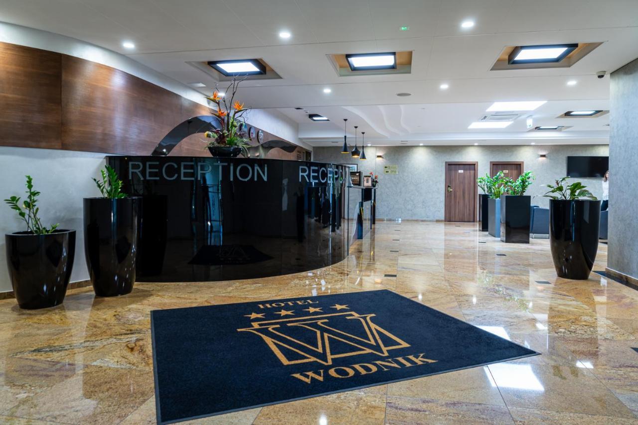 Hotel Wodnik บิดกอชซ์ ภายนอก รูปภาพ