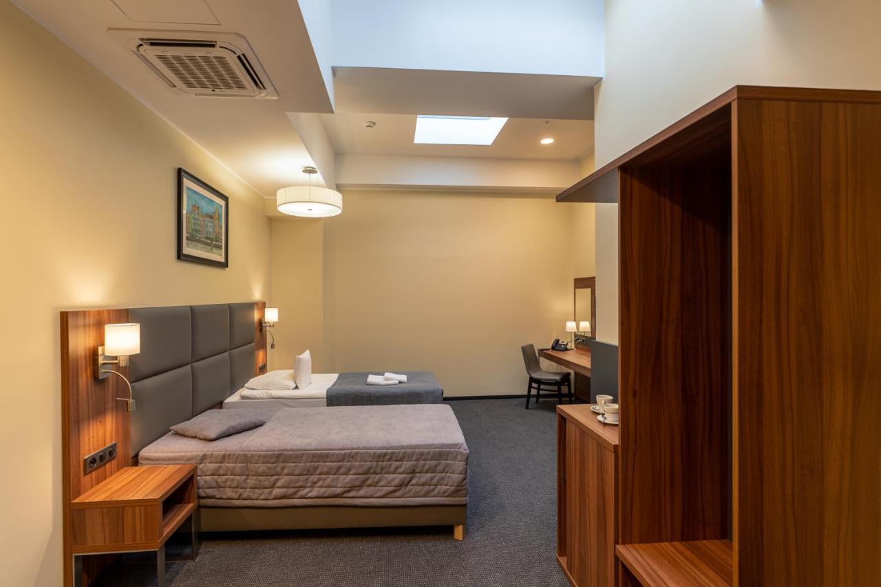Hotel Wodnik บิดกอชซ์ ภายนอก รูปภาพ