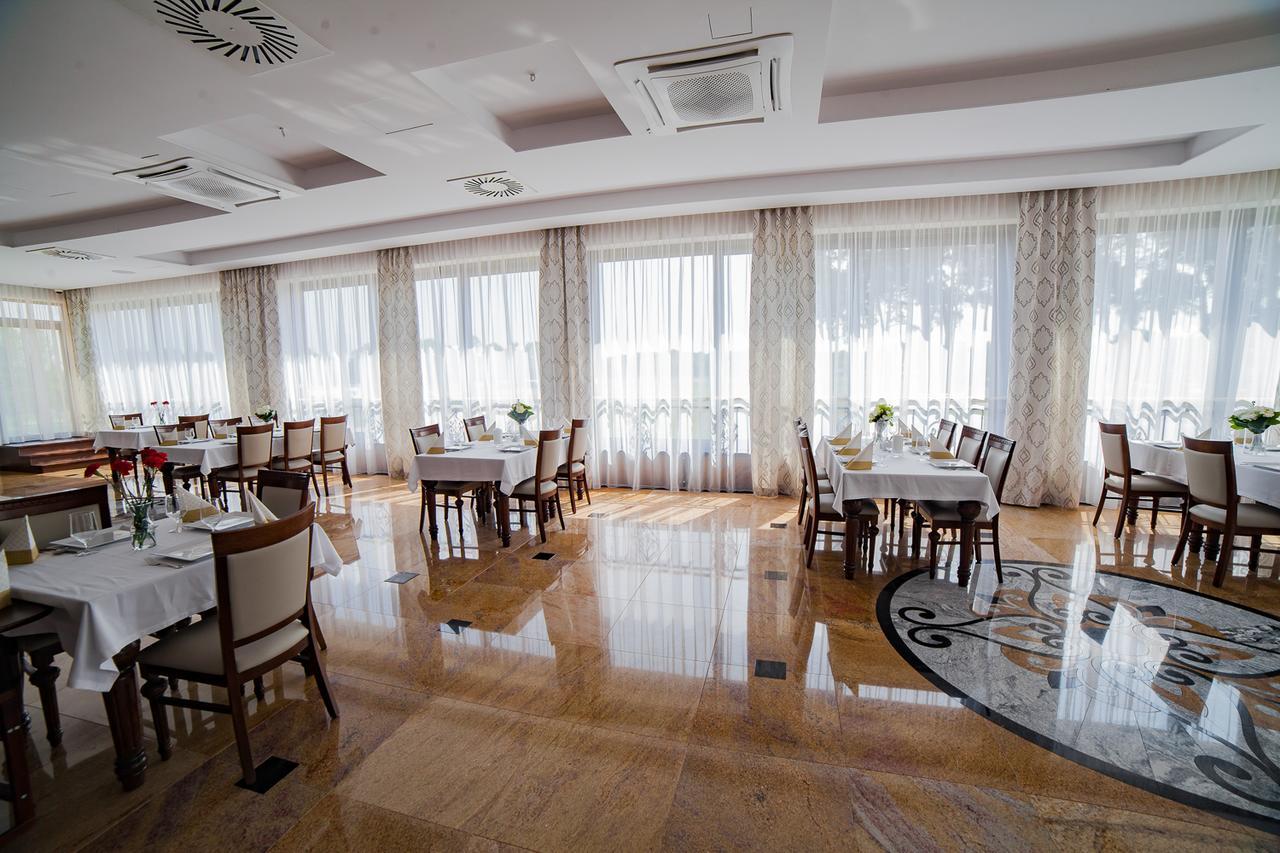 Hotel Wodnik บิดกอชซ์ ภายนอก รูปภาพ